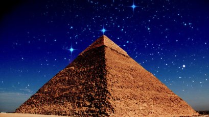 tumblr_static_egyptian-pyramid-and-stars